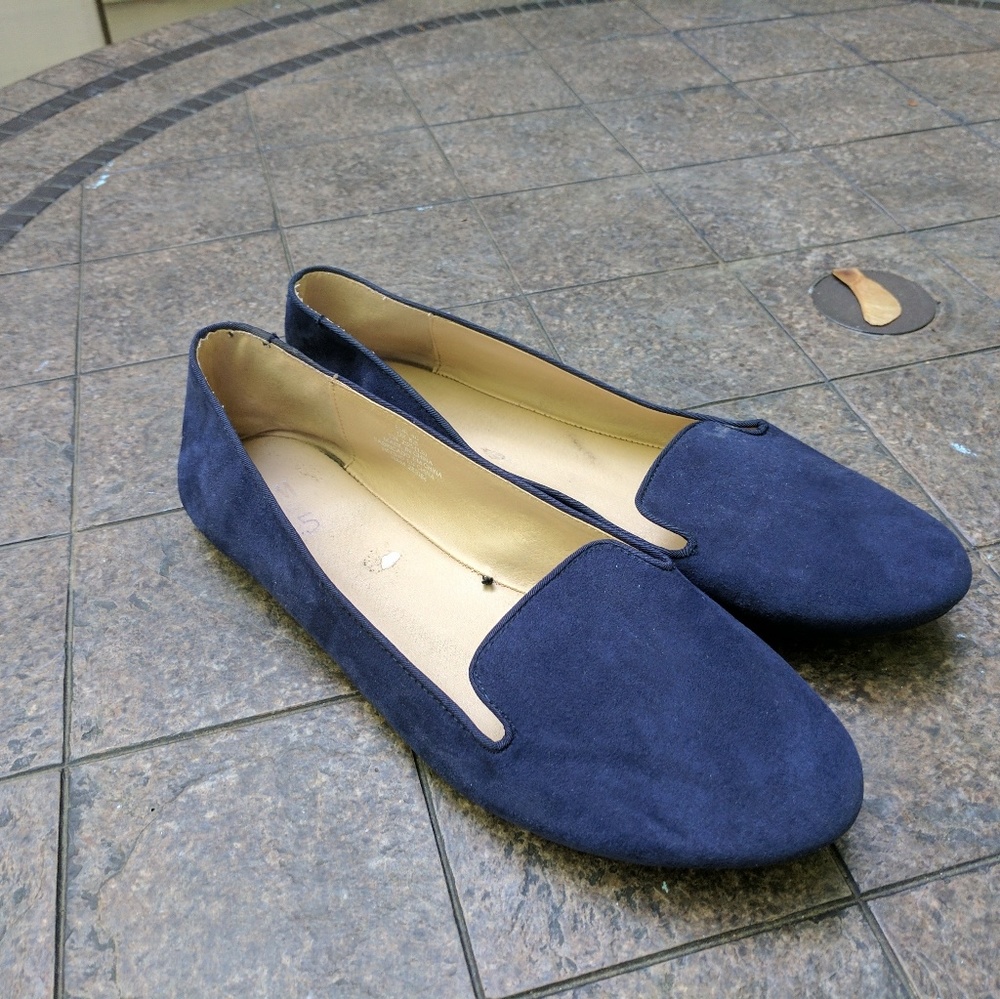 H&M blue faux suede loafer flats gently used