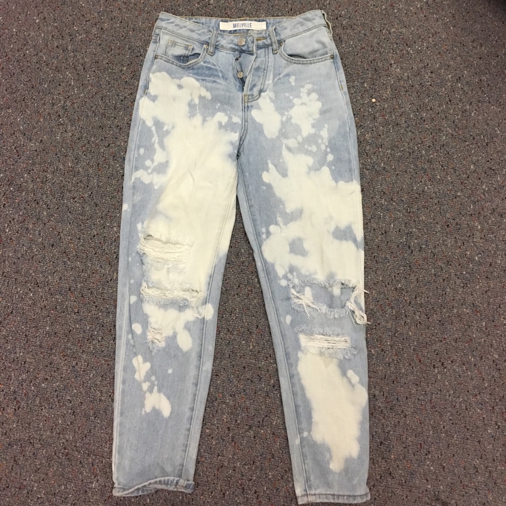 Bleached Brandy boyfriend jeans