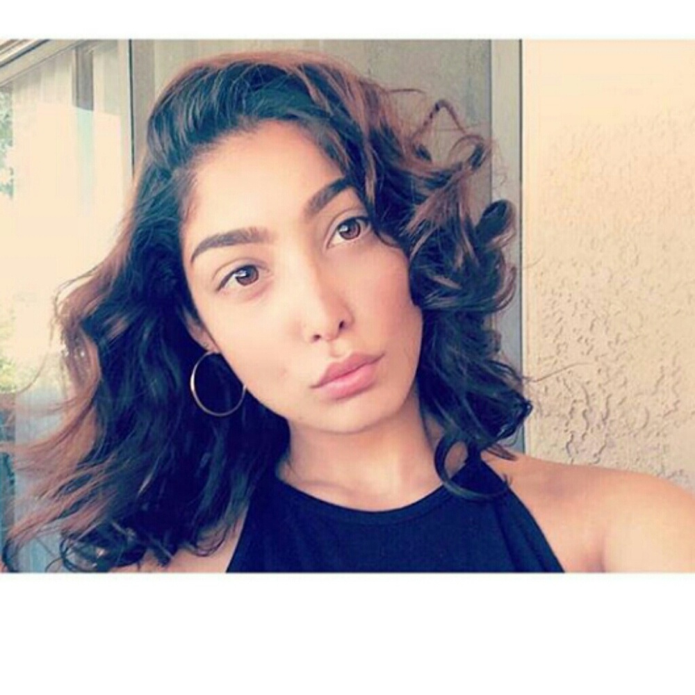 Meet your Posher, Anderson