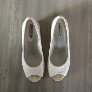 Girls open toe wedges