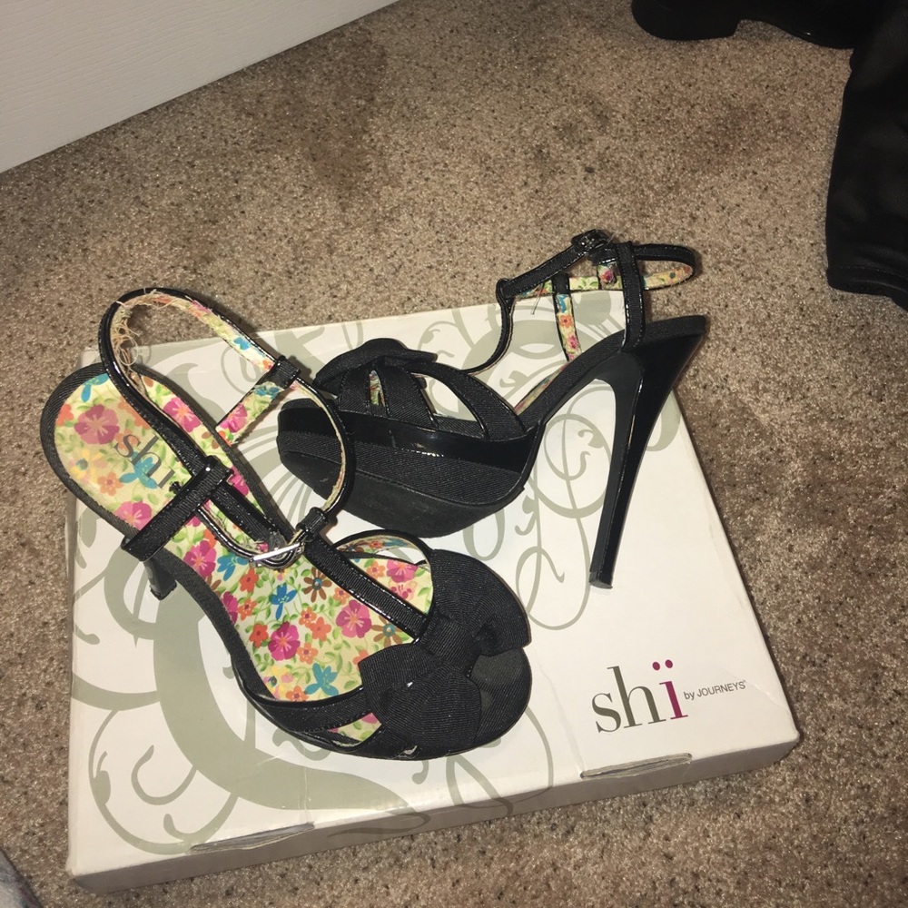 7.5 black bow high heel from Charlotte russe