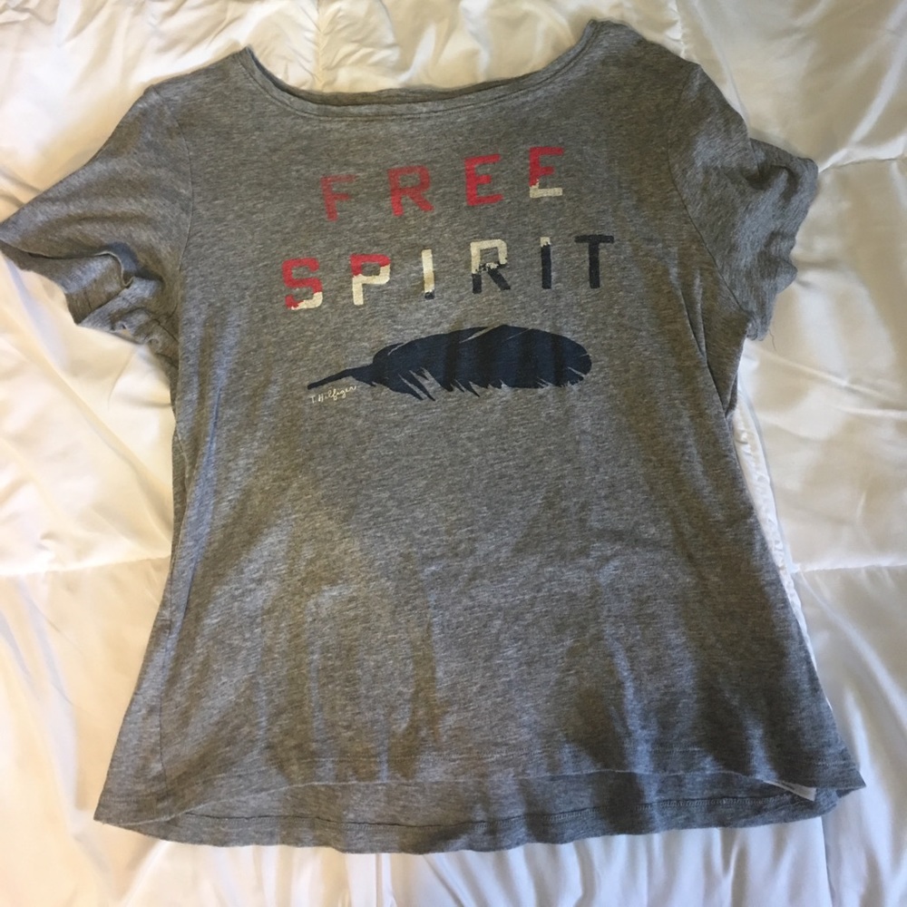 gray "free spirit" tommy Hilfiger tee