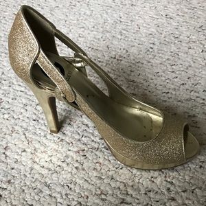 Guess Heels