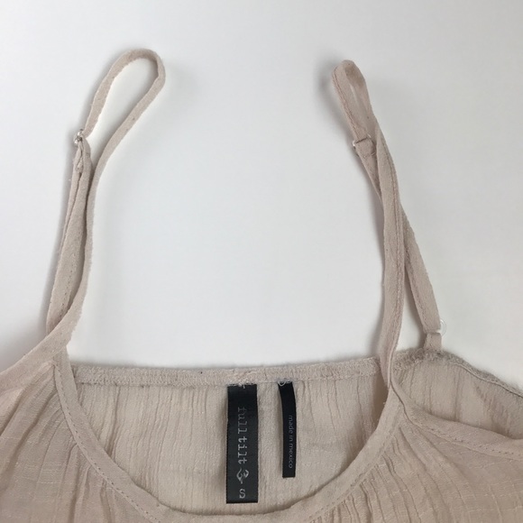 Casual cream colored tank w/  lace up front accent - Picture 2 of 5