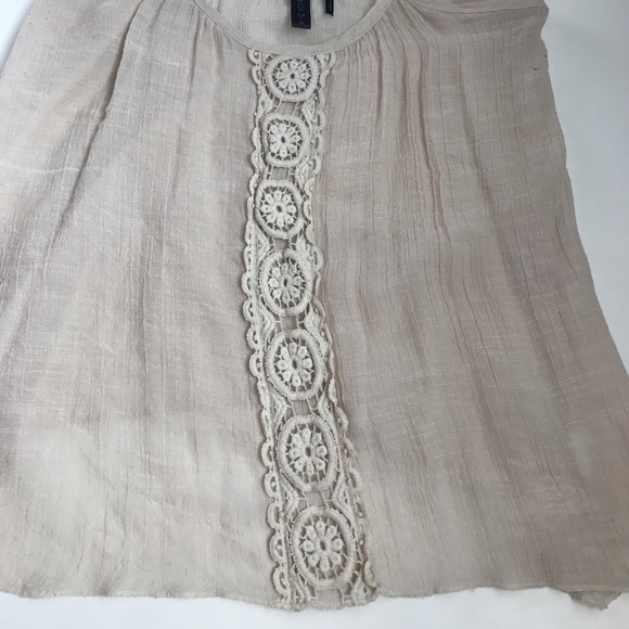 Casual cream colored tank w/  lace up front accent - Picture 3 of 5