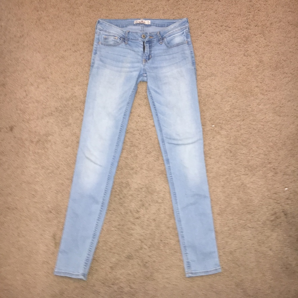 Light wash Hollister Skinny Jeans