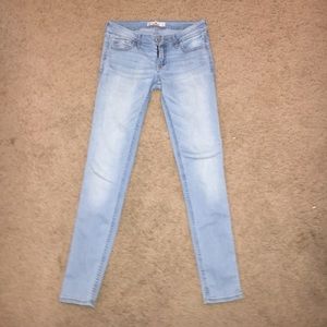 Light wash Hollister Skinny Jeans