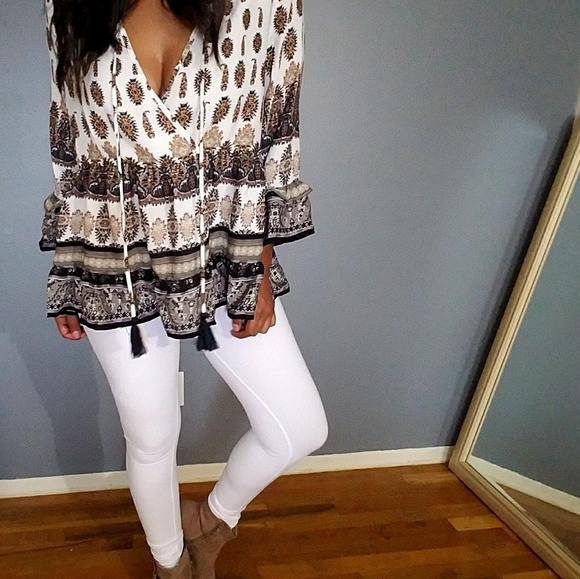 SOFT KNIT WHITE LEGGINGS - Picture 2 of 5