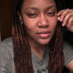 Meet your Posher, Cristie