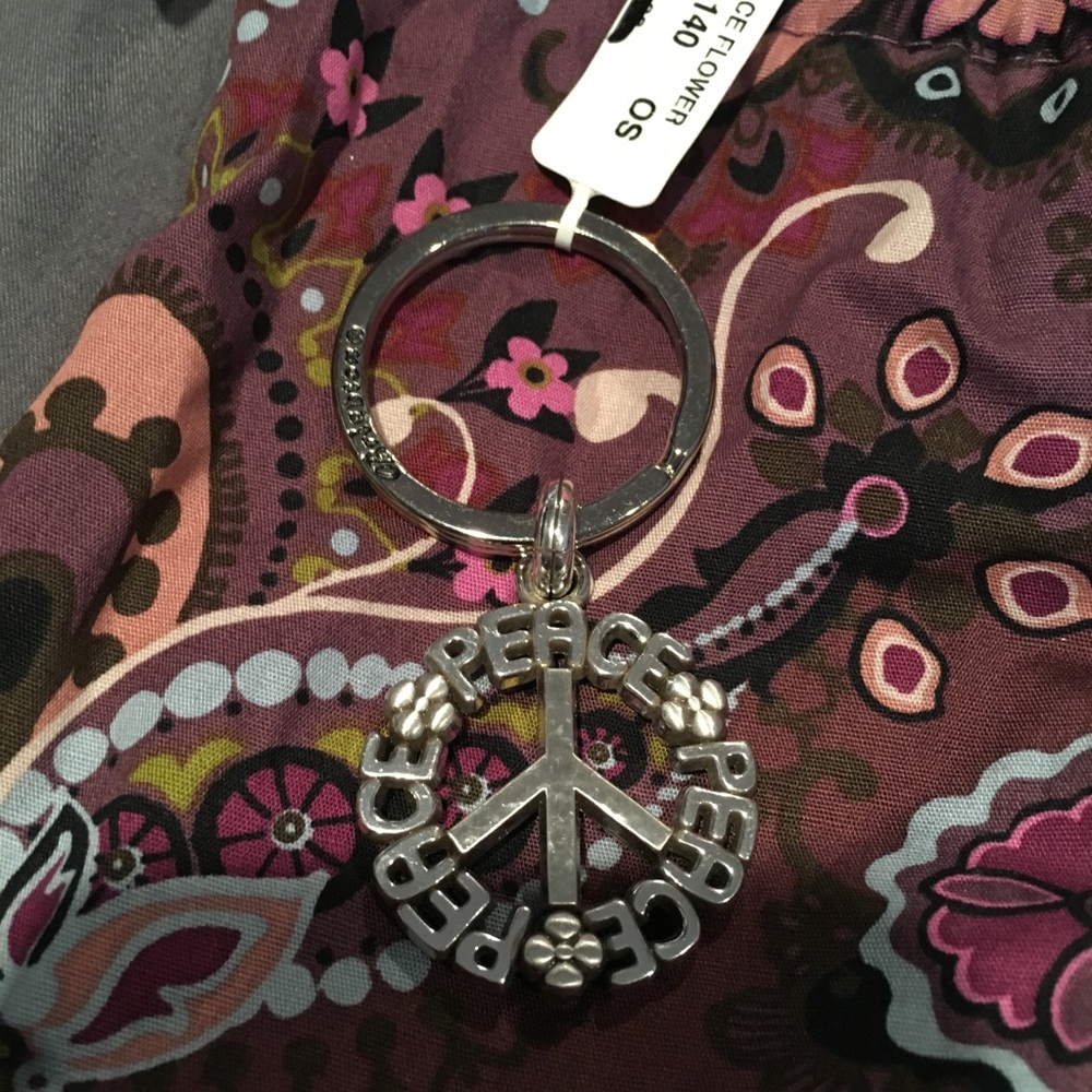Peace flower keychain