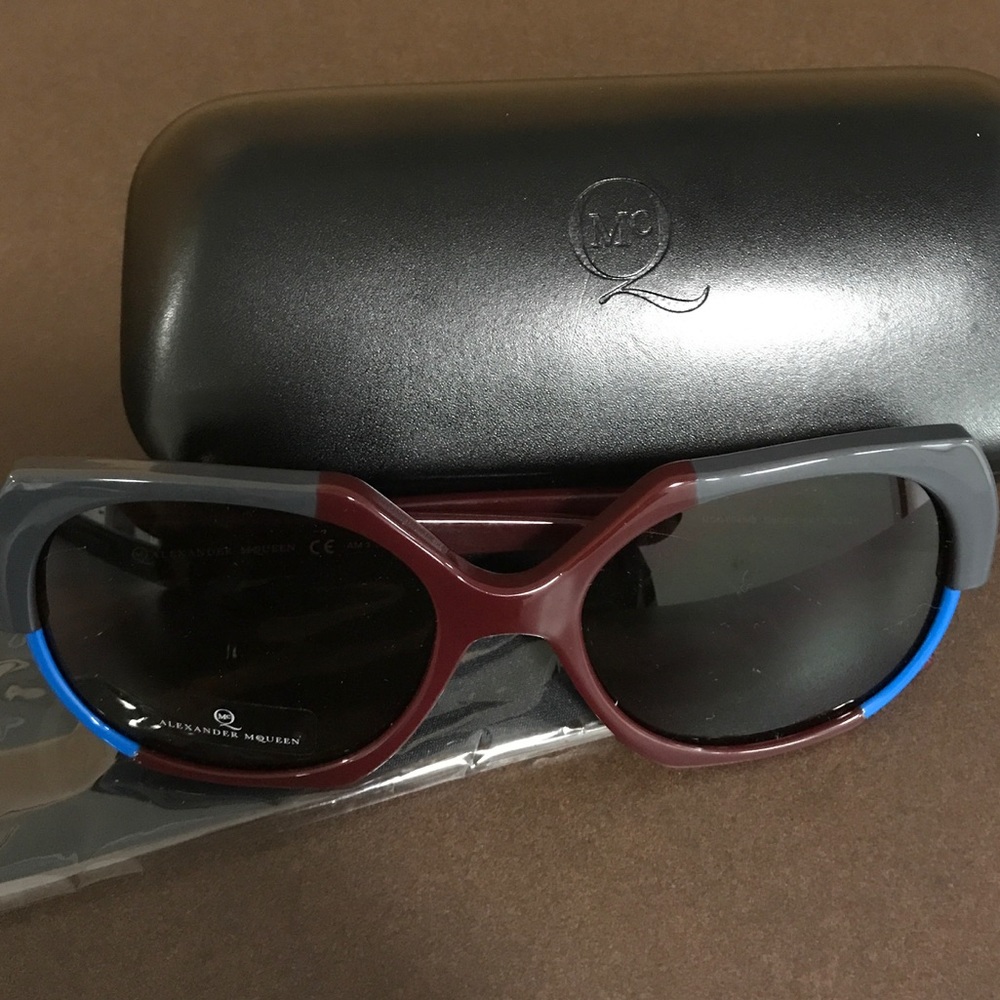 Alexander McQueen sunglasses