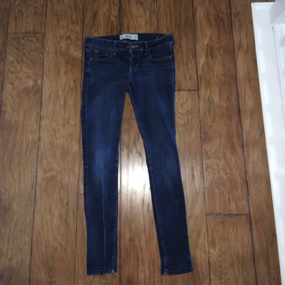 Dark wash Hollister jeans