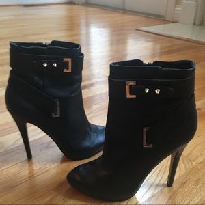 GUESS Black Ankle Boots!