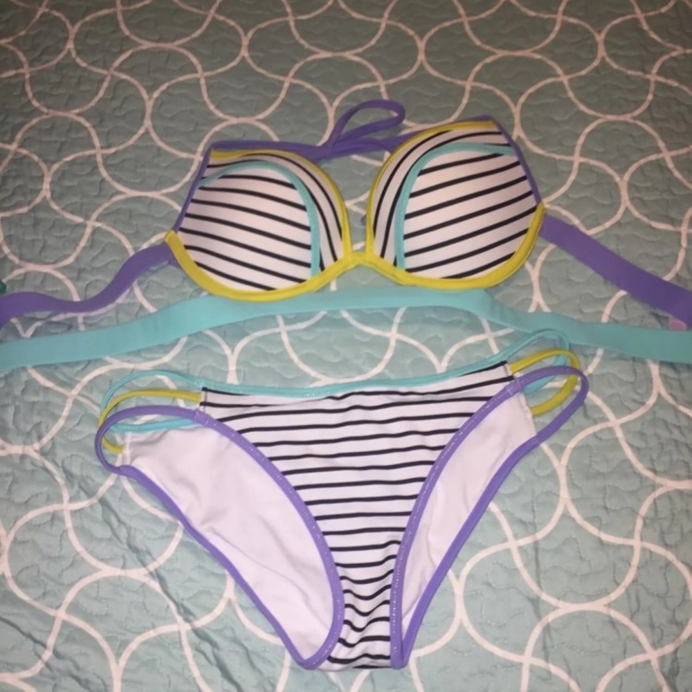 VS Bikini Set