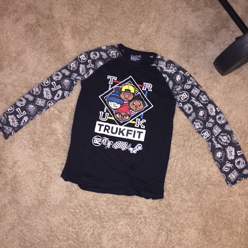 Shirt ( Trukfit )