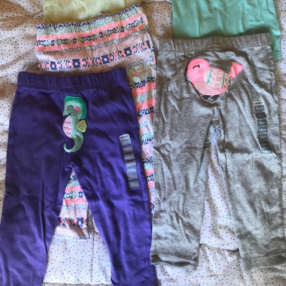 Carters Set - Picture 2 of 3