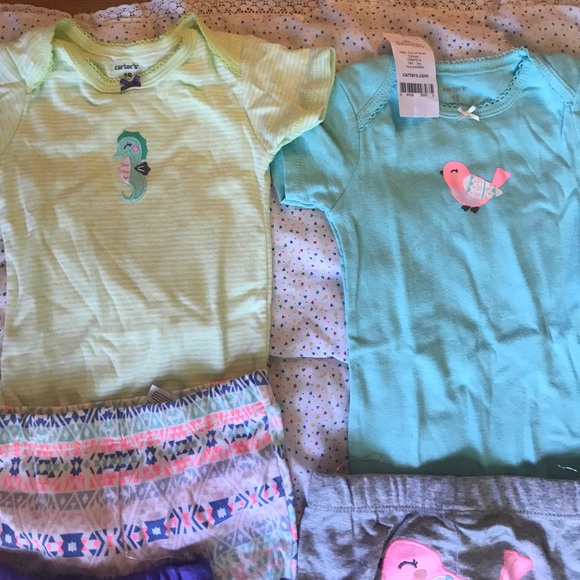 Carters Set - Picture 3 of 3