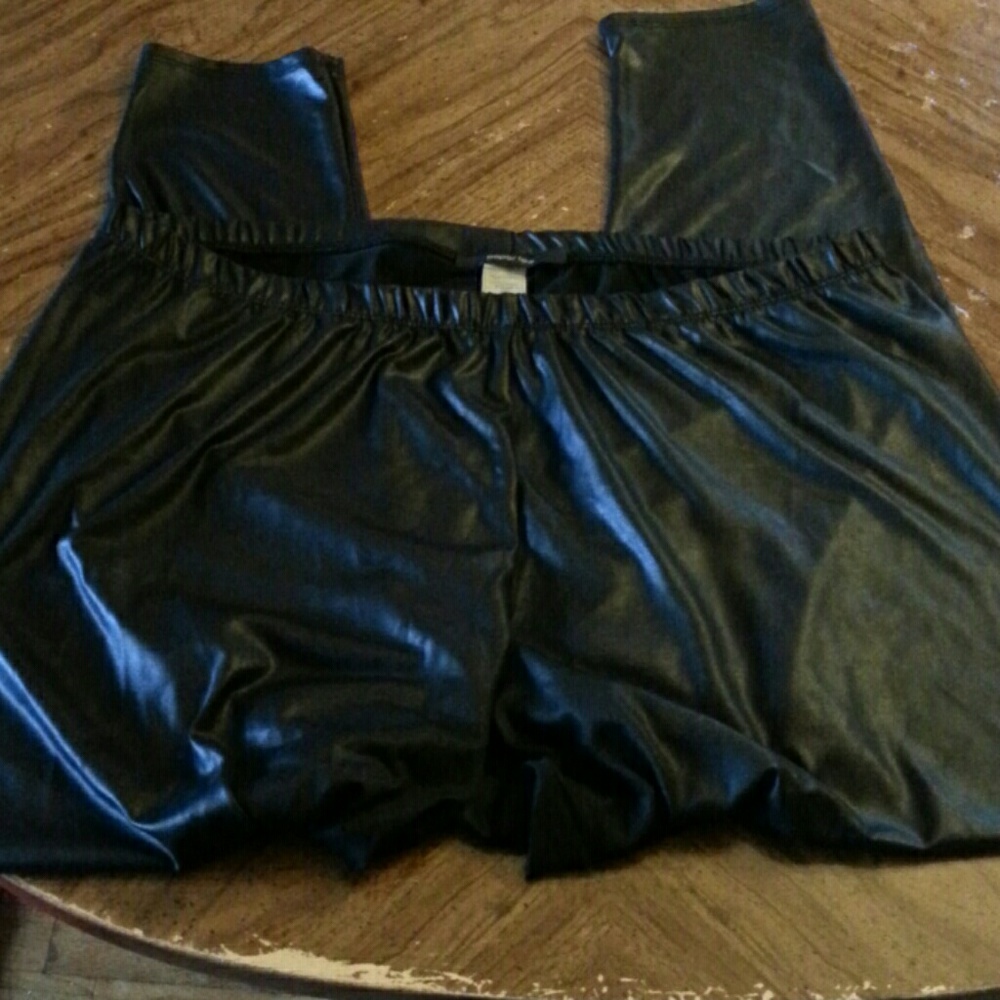 Plus Size 3x Stretchy leather looking leggings