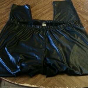 Plus Size 3x Stretchy leather looking leggings