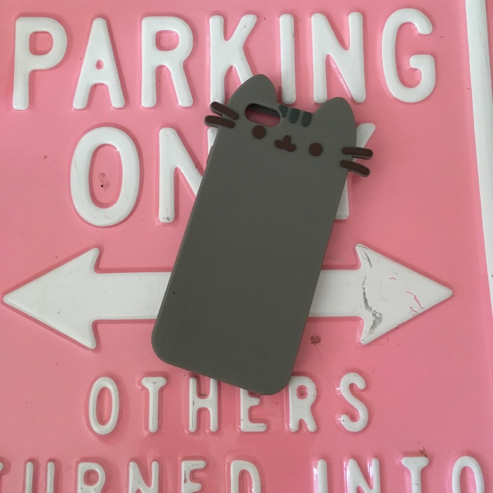 iPhone 6/6s Pusheen Case