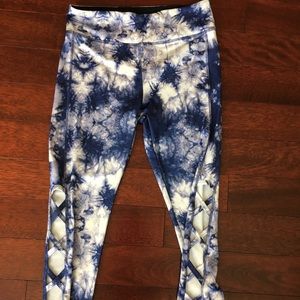 Vogo athletic leggings. NWOT.