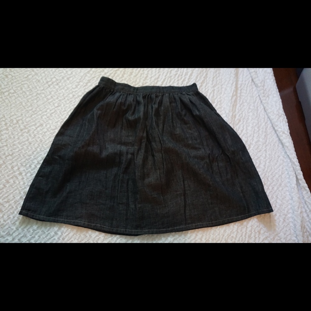 Cut high rise float skirt