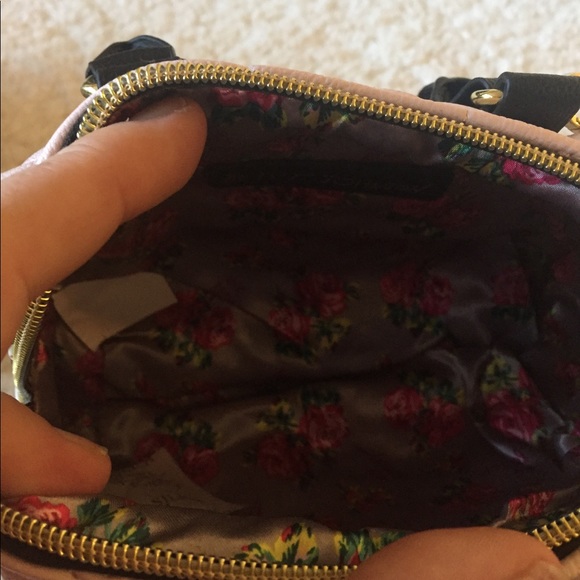 🌸NWT! BETSEY JOHNSON SKULL MINI SATCHEL/XBODY BAG - Picture 6 of 6