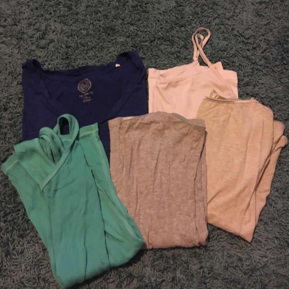 Bundle!!! American eagle tank, Classic tee & tanks