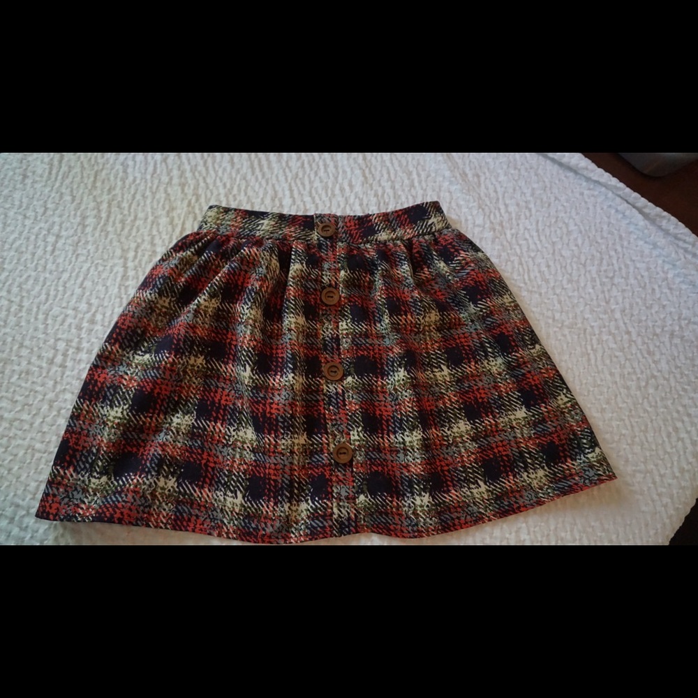 Mini high rise flow skirt
