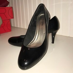 Comfort Plus Heels by Predictions