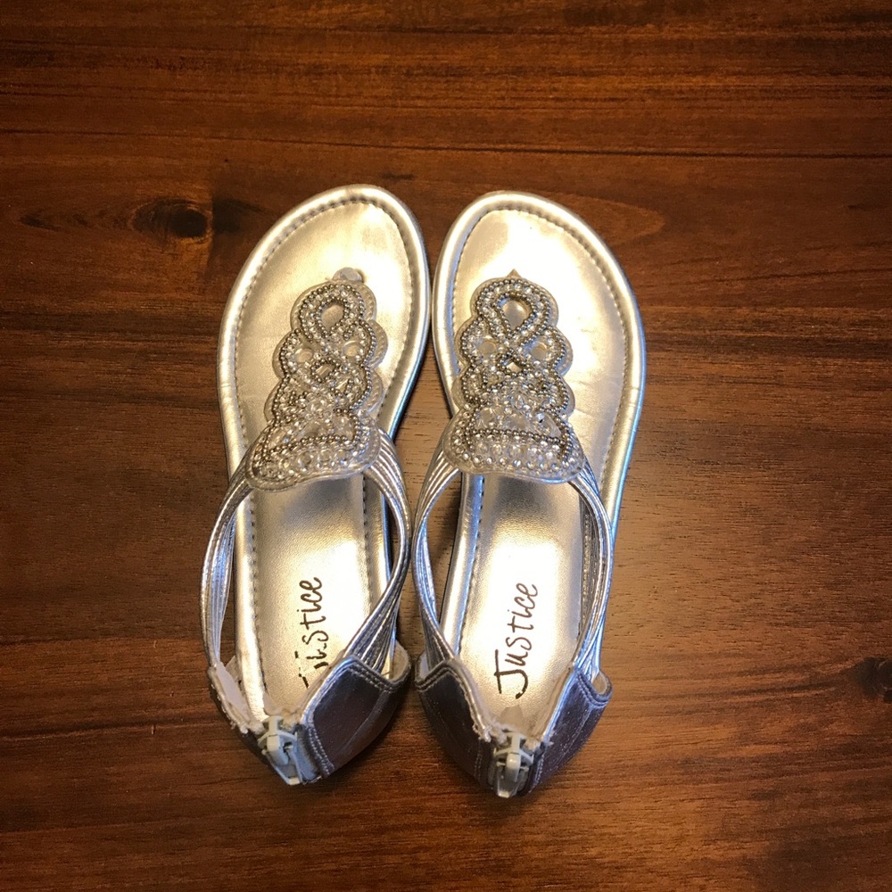 Justice sandals