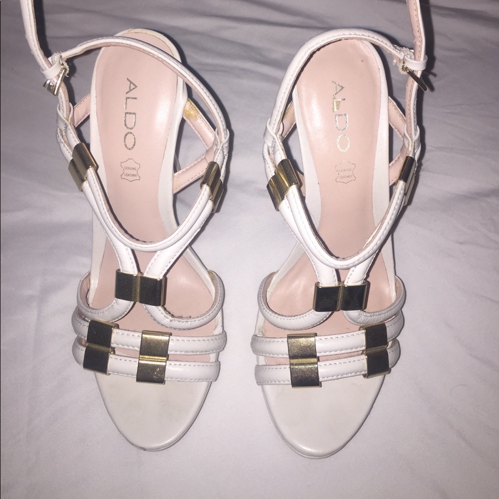 Size 8.5 Aldo Platform Pumps Last Season