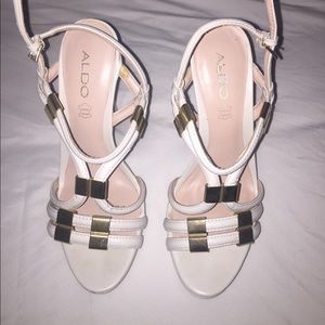 Size 8.5 Aldo Platform Pumps Last Season