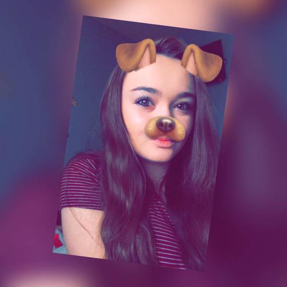 Meet your Posher, Makayla - Picture 1 of 1