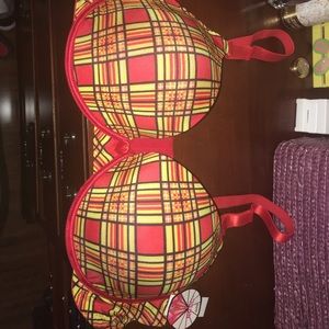 Brand new 46DD Bra