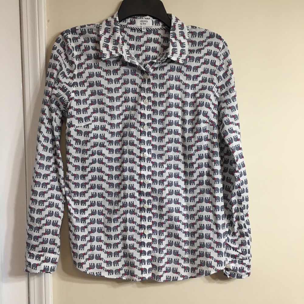 Crown & Ivy buttton down shirt, size XS elephants