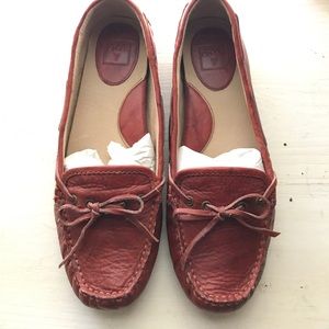 Frye Reagan campus driver moccasins 7.5 red