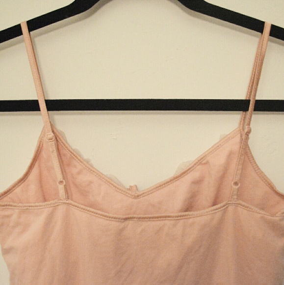 Express Cami w/ 🎀 - Picture 4 of 4
