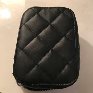 Trish McEvoy *EMPTY* make up planner🖤