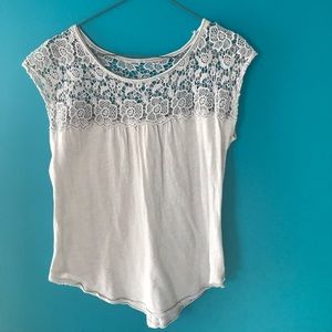 Gray detailed top
