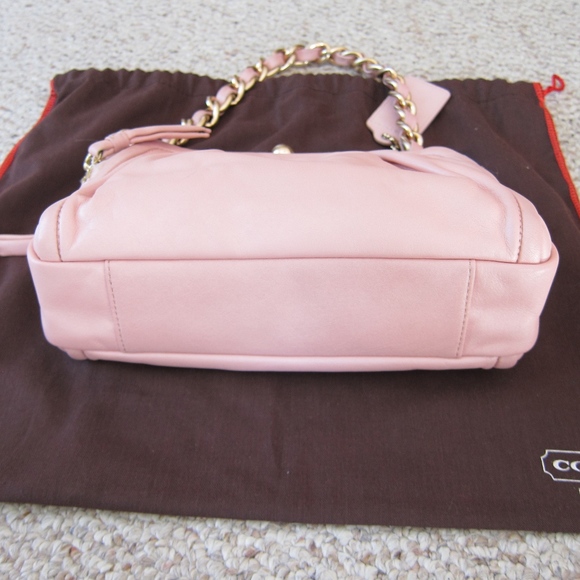 Vintage Coach Parker Handbag with Kiss Lock in Pearl Pink Leather - Picture 8 of 11