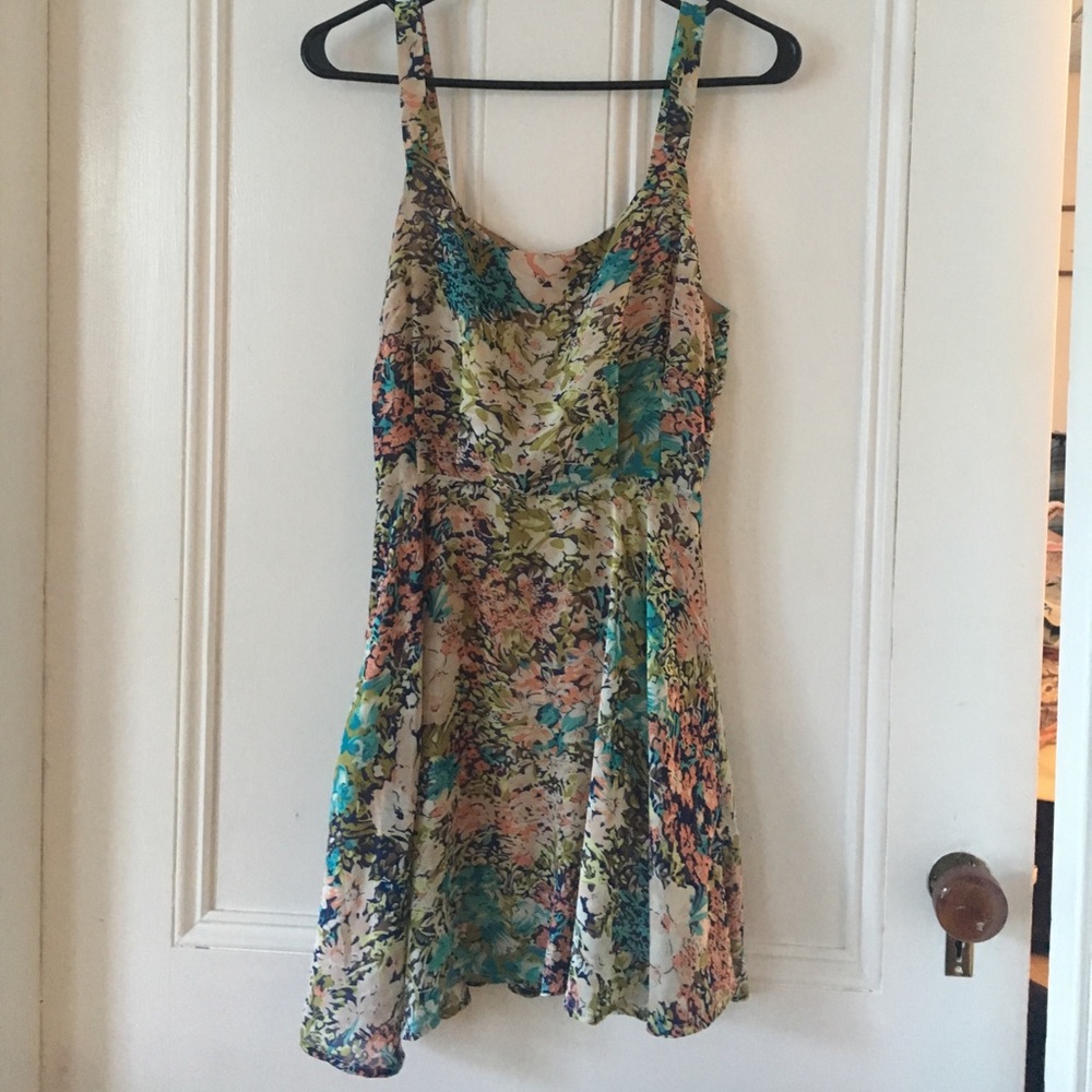 Patterned flower dress size small
