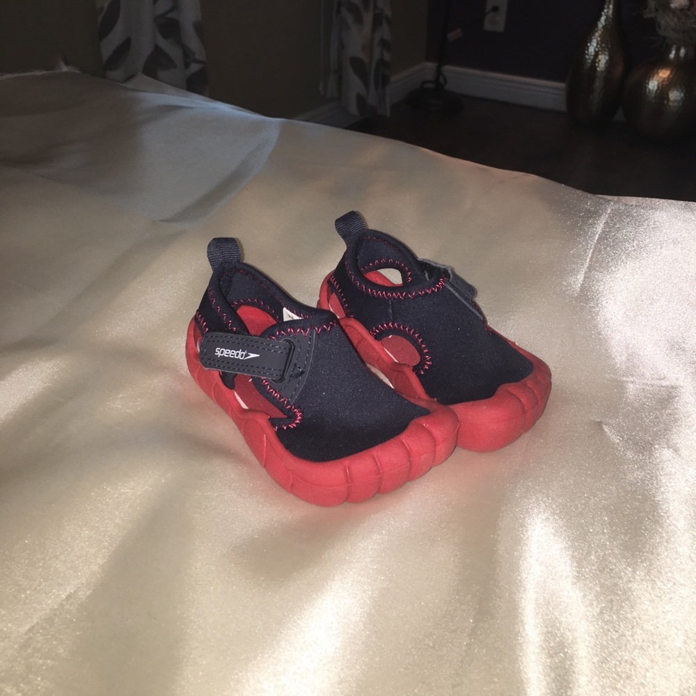 Water shoes
