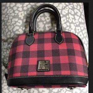 Auth Dooney & Bourke Ruby Bitsy Bag In Red Tucker
