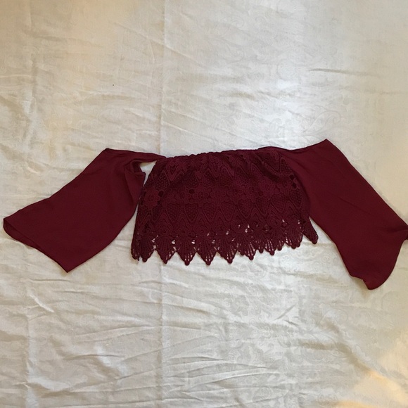 Forever 21 Red Off-the-shoulder Crochet Crop Top - Picture 3 of 4
