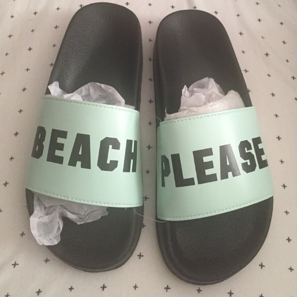 PINK Victoria's Secret Shoes - Beach Please slide sandals