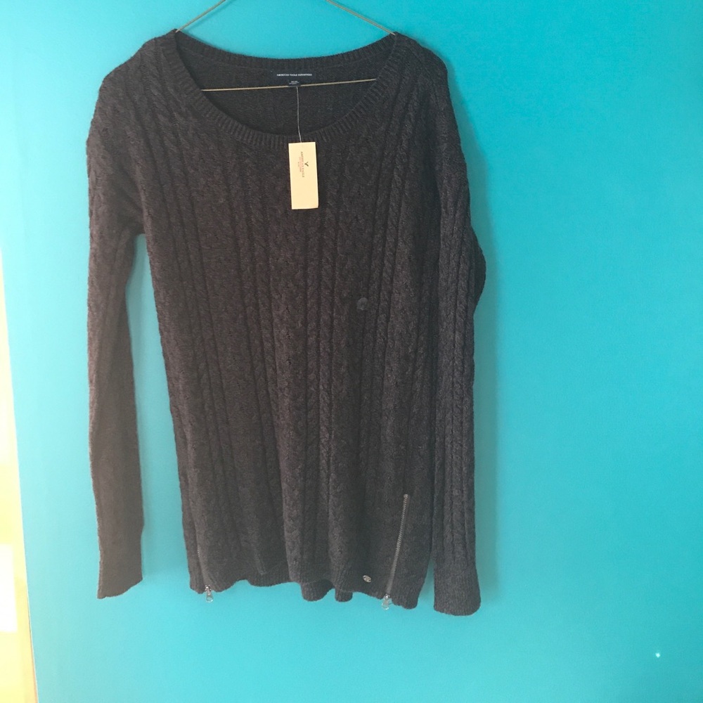 Maroon/ dark purple sweater