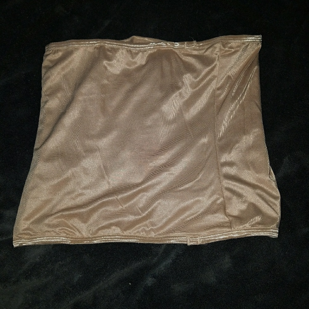 Hanes waist cincher