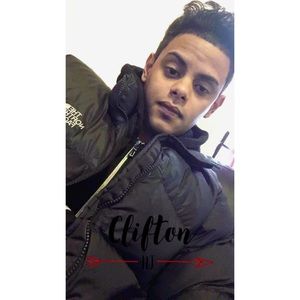 Meet your Posher, Emmanuel