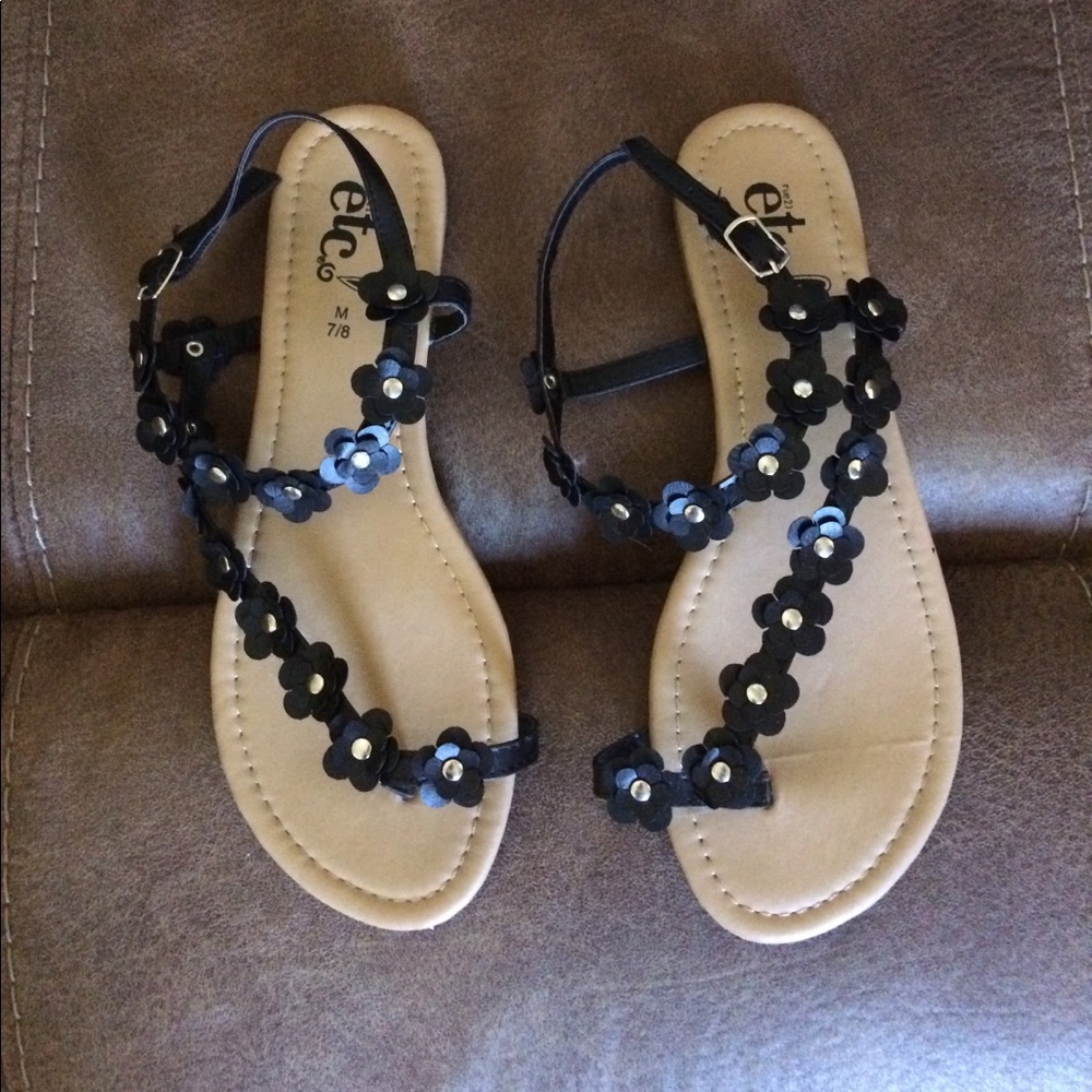 Black & tan sandals